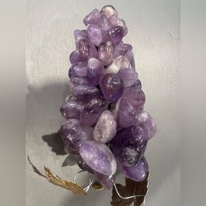 Amethyst stone grape cluster deco with metal leaves